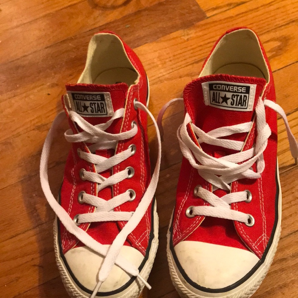 Classic red converse